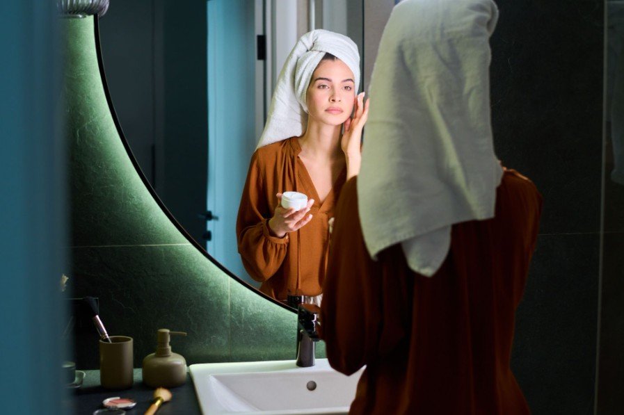 Morning and Night Body Care Routine: The 24-Hour Glow Plan