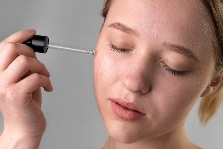 When Is Salicylic Acid Better for Clogged Pores and Body Acne?
