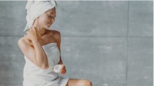 Step 2 Apply Lotion While Skin Is Slightly Damp