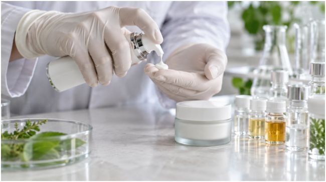 Clean Beauty Ingredients Under the Microscope: Science vs. Fear